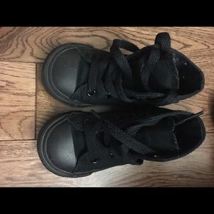 Toddler black sneakers